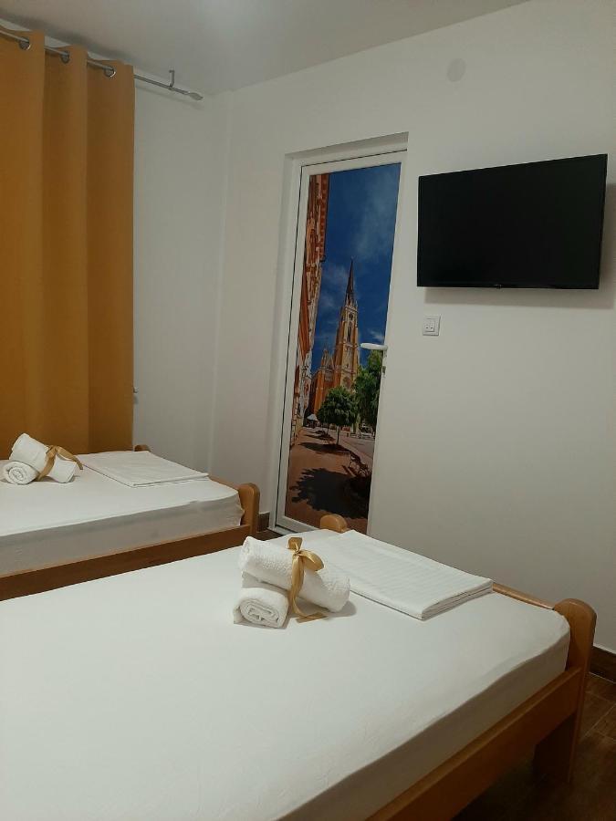 Villa Klara Novi Sad Luaran gambar